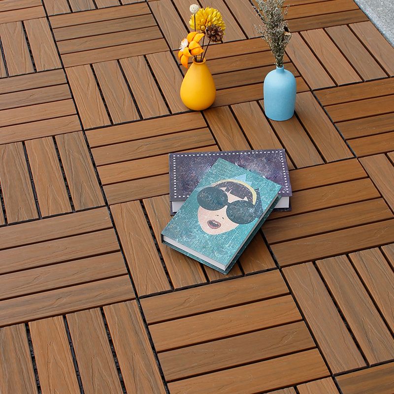 BowLift | Interlocking composite deck tiles Striped pattern patio tiles