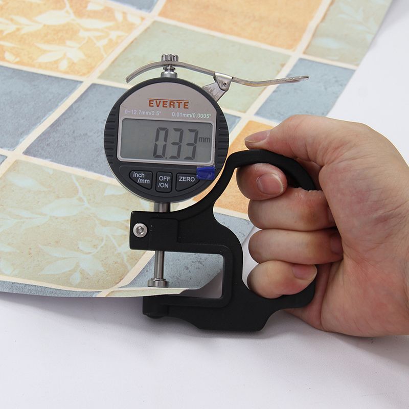 BowLift | Modern Vinyl Plank Flooring Self-Adhesive Grid Pattern PVC Flooring