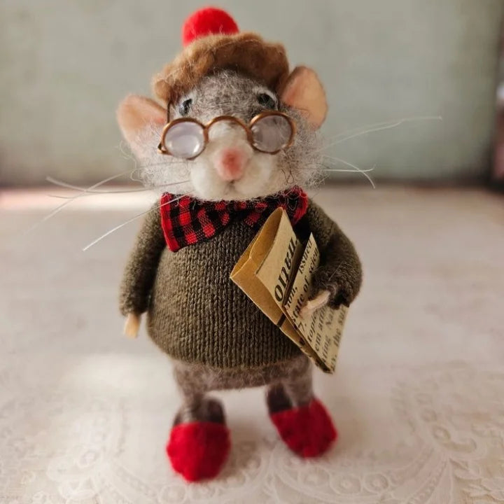 BowLift | Handmade Felted Mouse Decoration | Eco-Friendly Wool | Holiday Ornament & Gift
