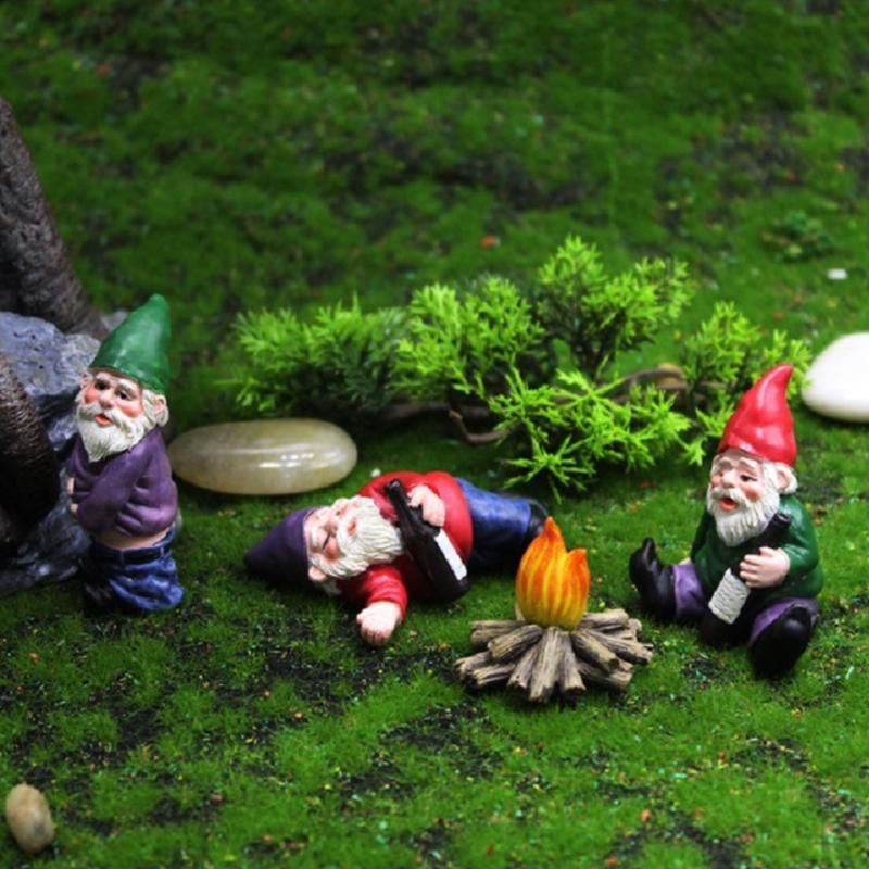 BowLift | Garden dwarf ornaments