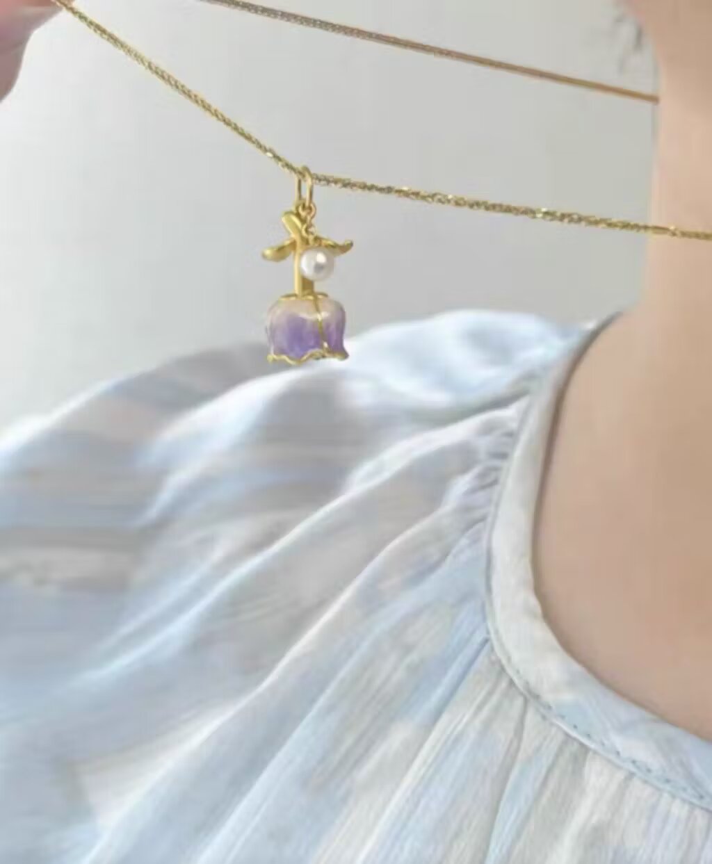 BowLift | Elegant Rose Necklace Charm