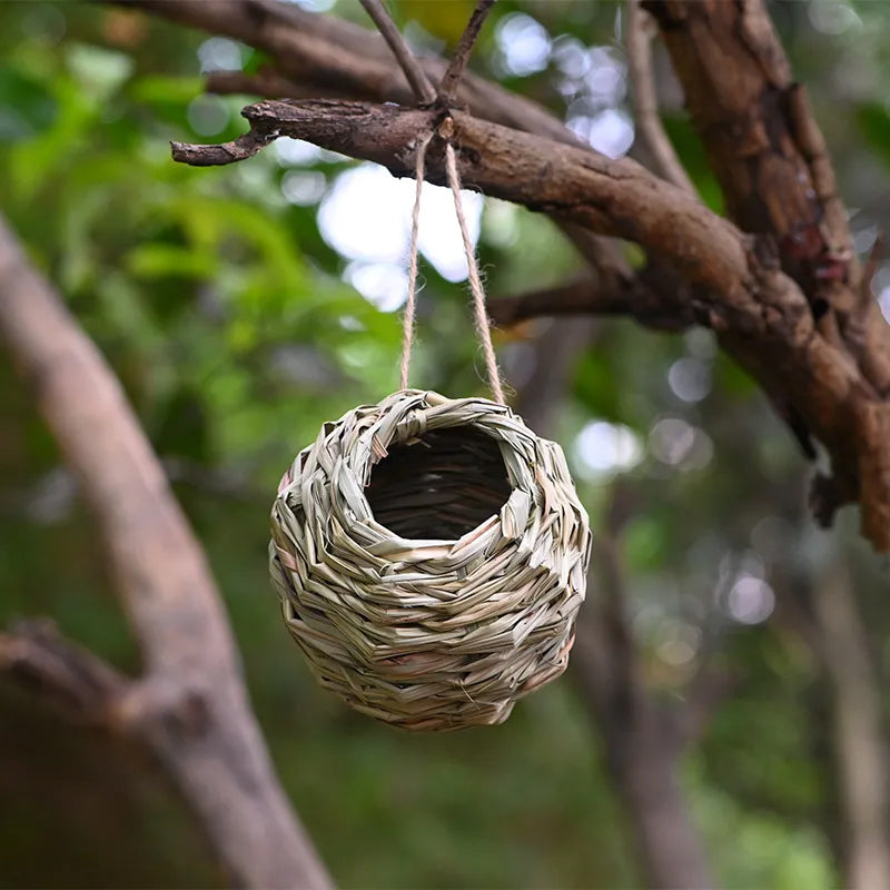 BowLift | Hummingbird Nest House