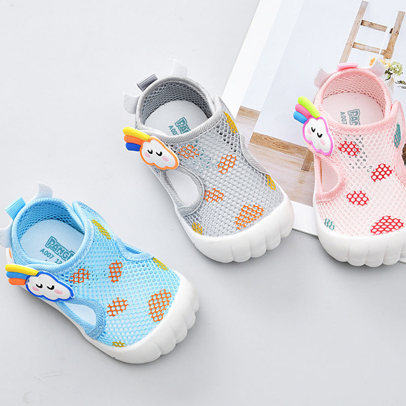 BowLift | Non-slip mesh shoes for babies