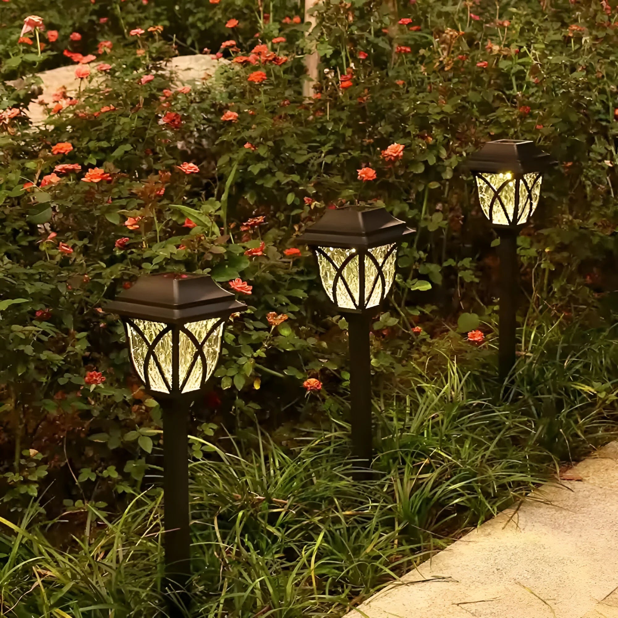 BrightGuard – Solar Outdoor Garden Light