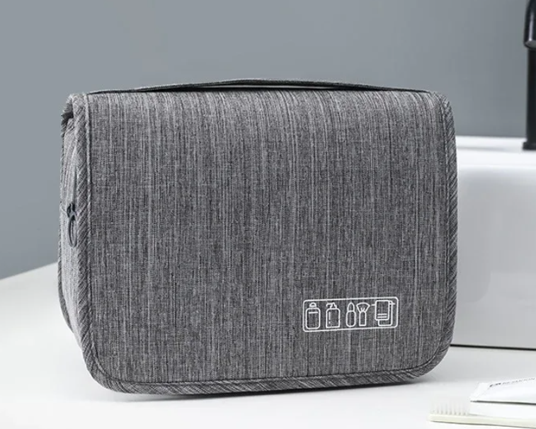 BowLift | Hanging toiletry bag for men