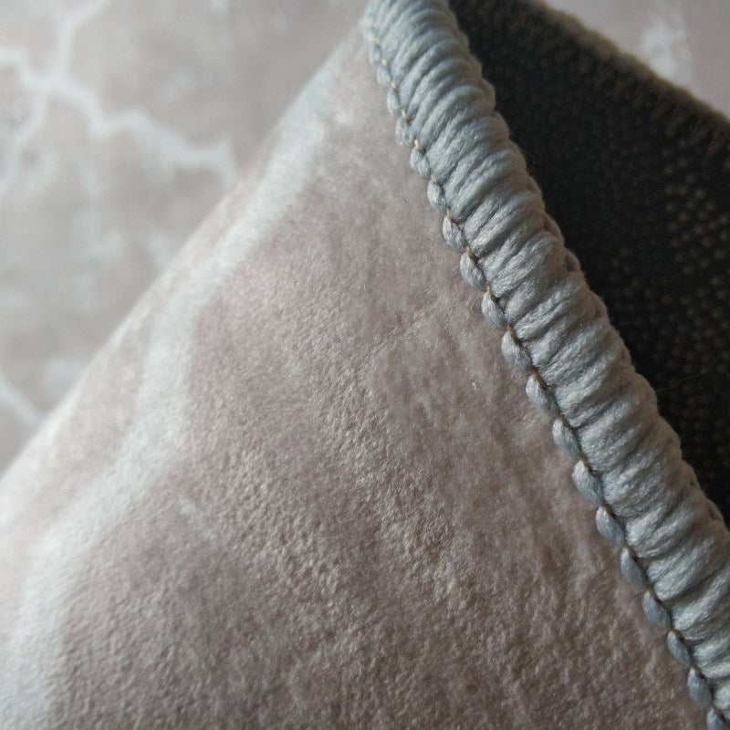 BowLift | Unusual diamond patterned rug Multicolored Moroccan rug Polyester pet-friendly stain resistant non-slip rug for the living room