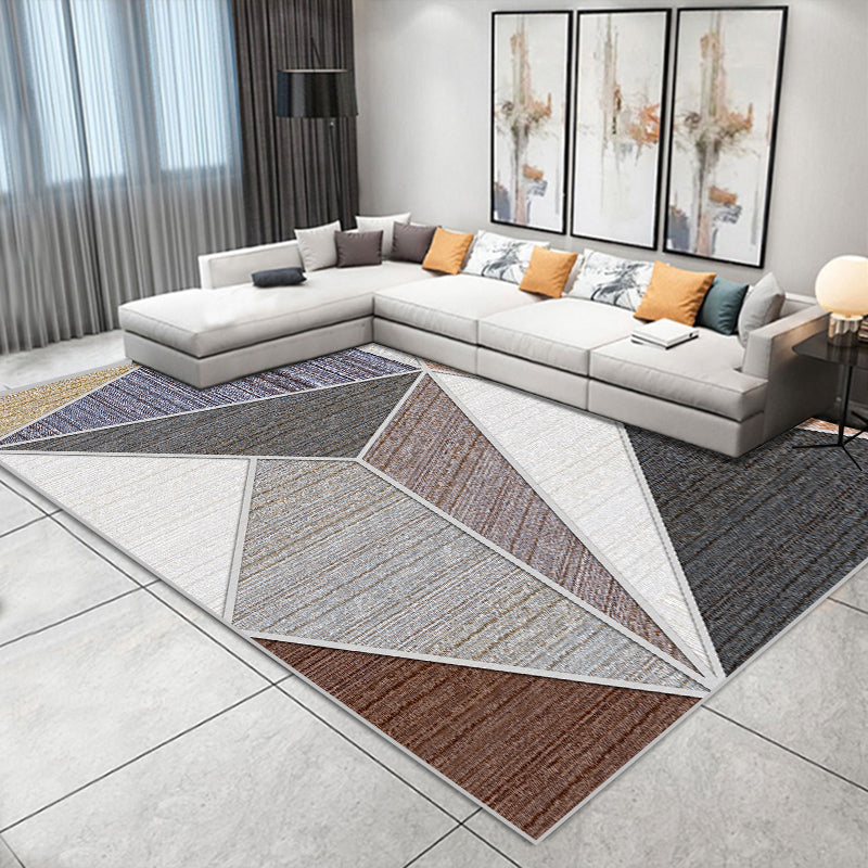 BowLift | Nice 3D Effect Triangle Rug Multicolor Contemporary Rug Polypropylene Machine Washable Pet Friendly Non-Slip Rug for Home