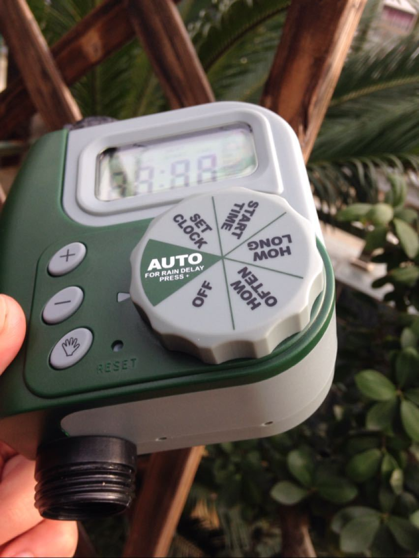 BowLift | Digital irrigation control for garden – Automatic tap timer with LCD display