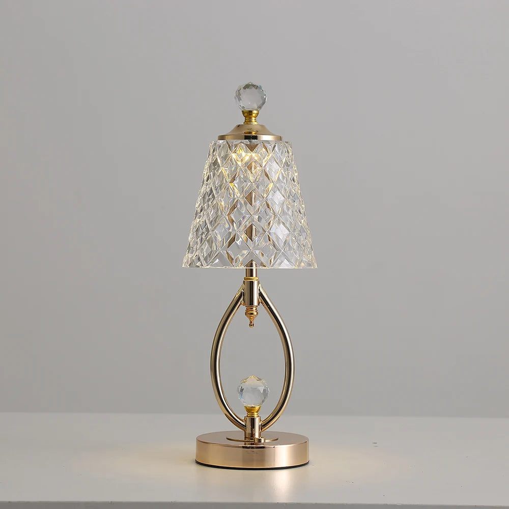 BowLift | Vintage Crystal Table Lamp - Elegant Vintage Crystal Table Lamp for a Charming Atmosphere