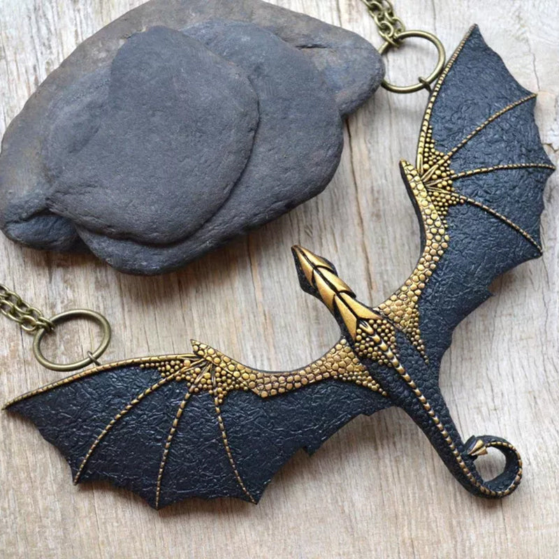 BowLift | Flying Dragons Necklace