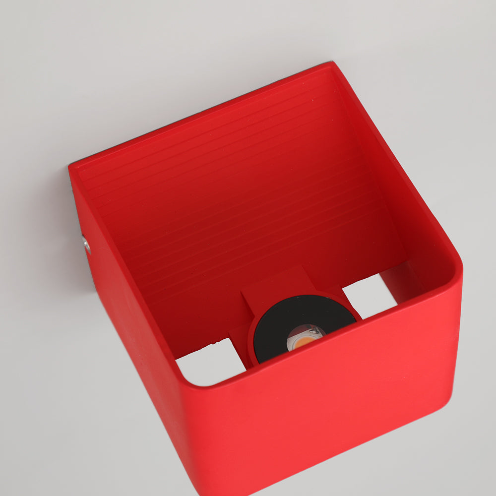 BowLift | Modern square wall light