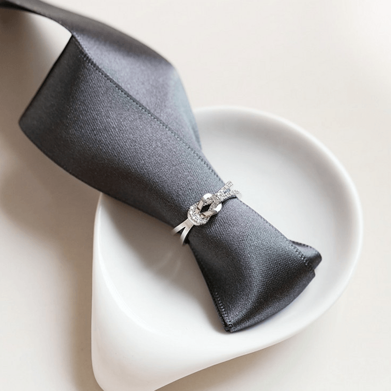 BowLift | Friendship Love Knot Ring