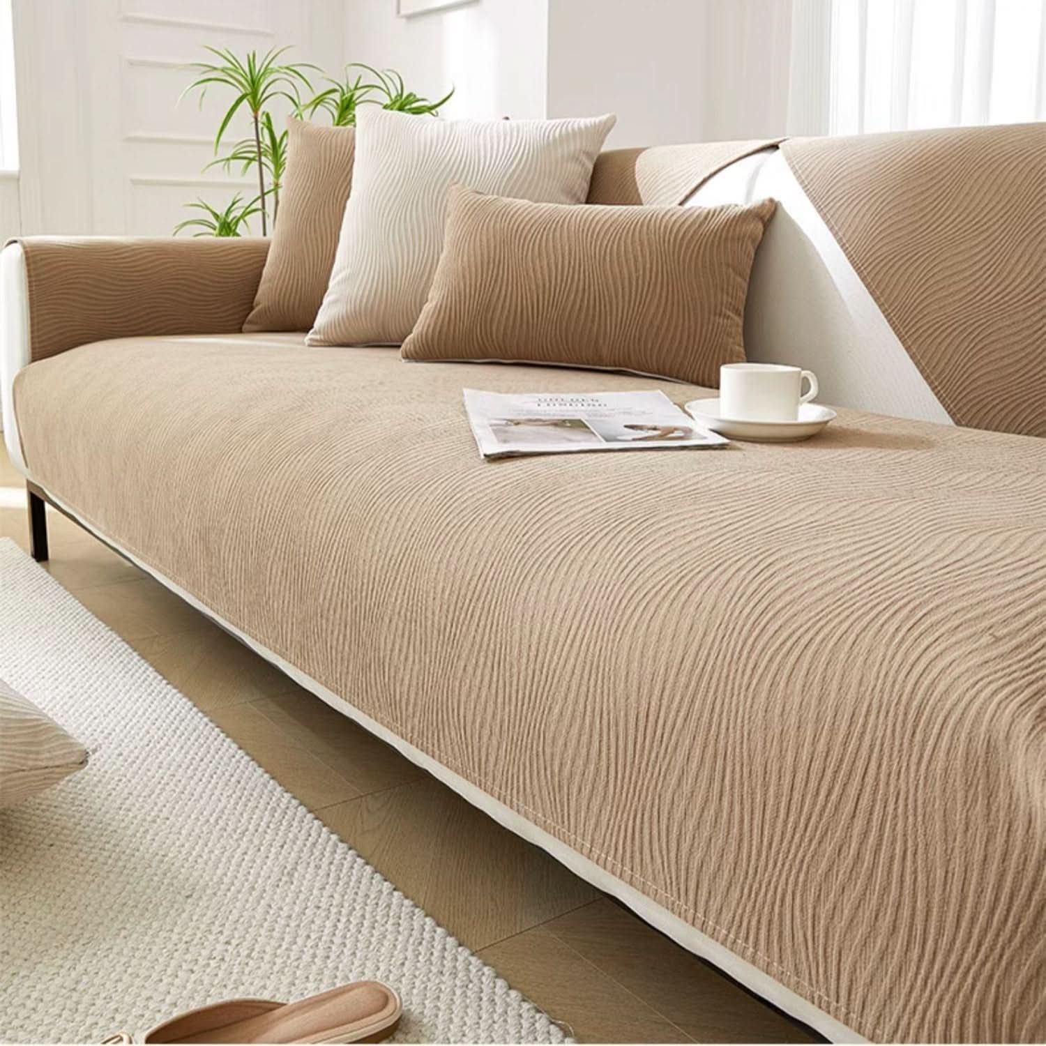 BowLift | Enne - Graceful fit, ultra-stylish sofa cover