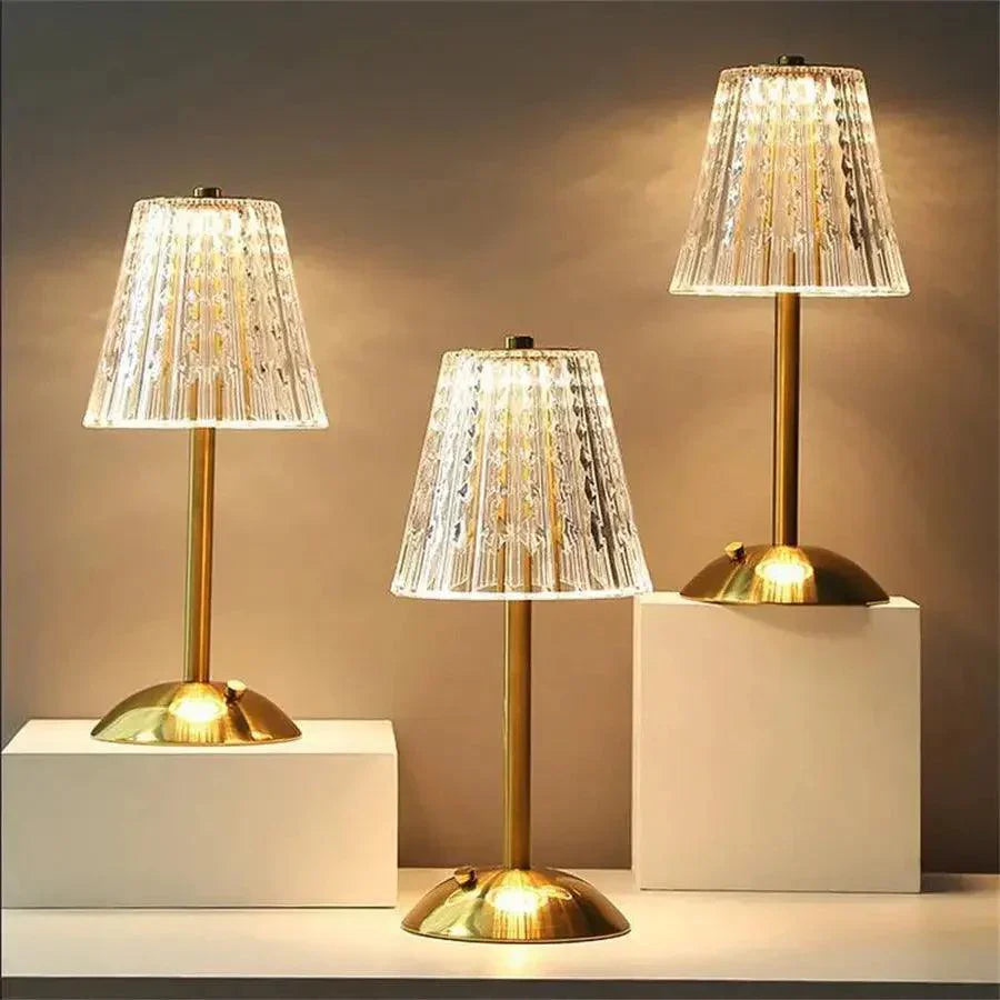 BowLift | CrystalLuxe - Vintage Table Lamp with Elegant Shine