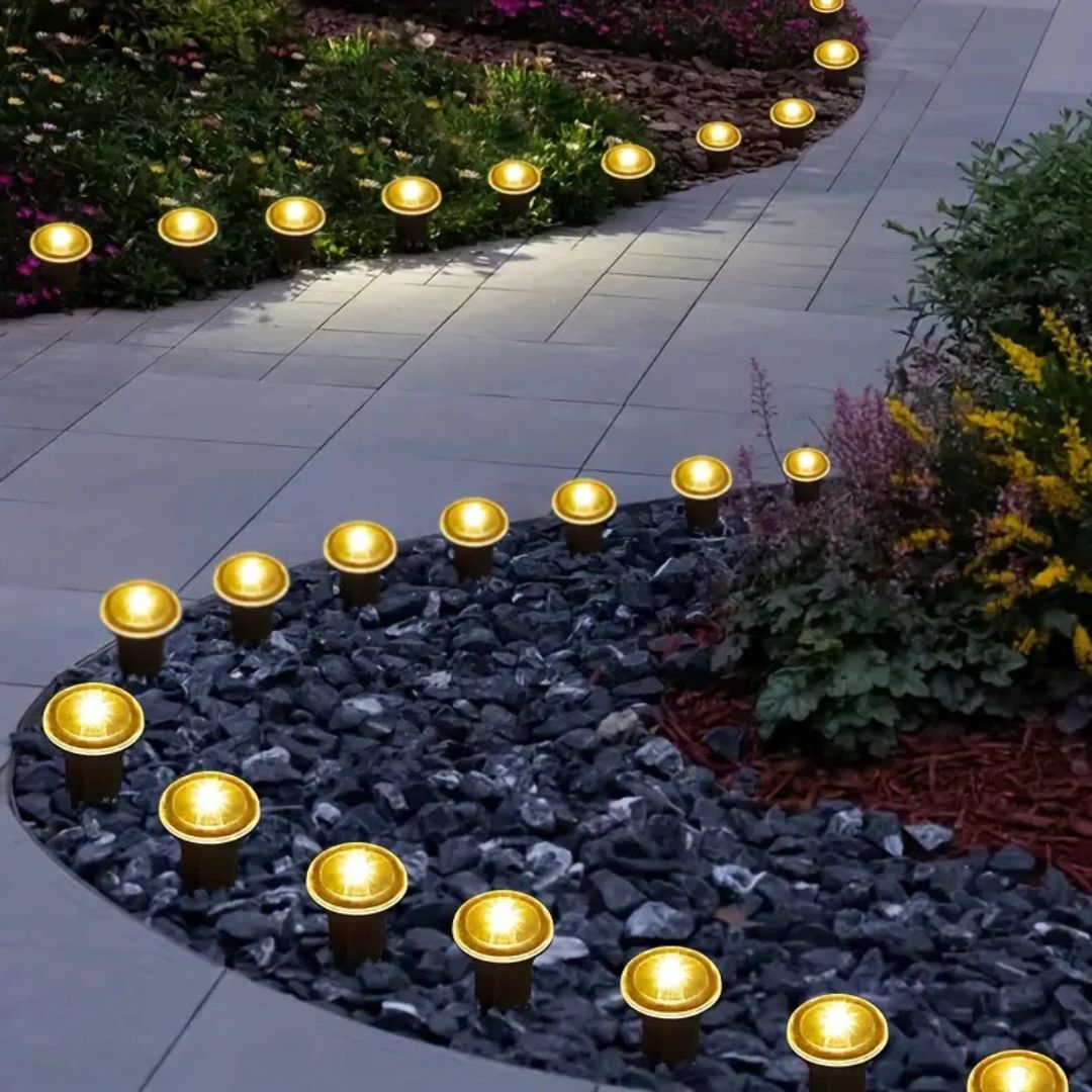 LumaTerra – 15-Pack Solar Garden Path Lights