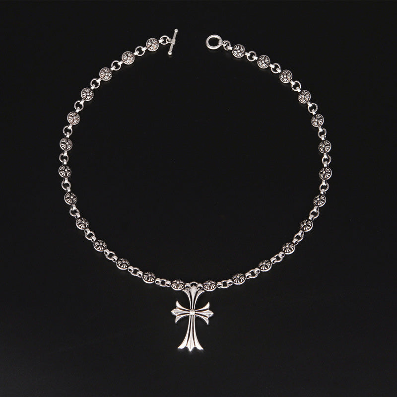 BowLift | Gothic Cross Pendant Necklace