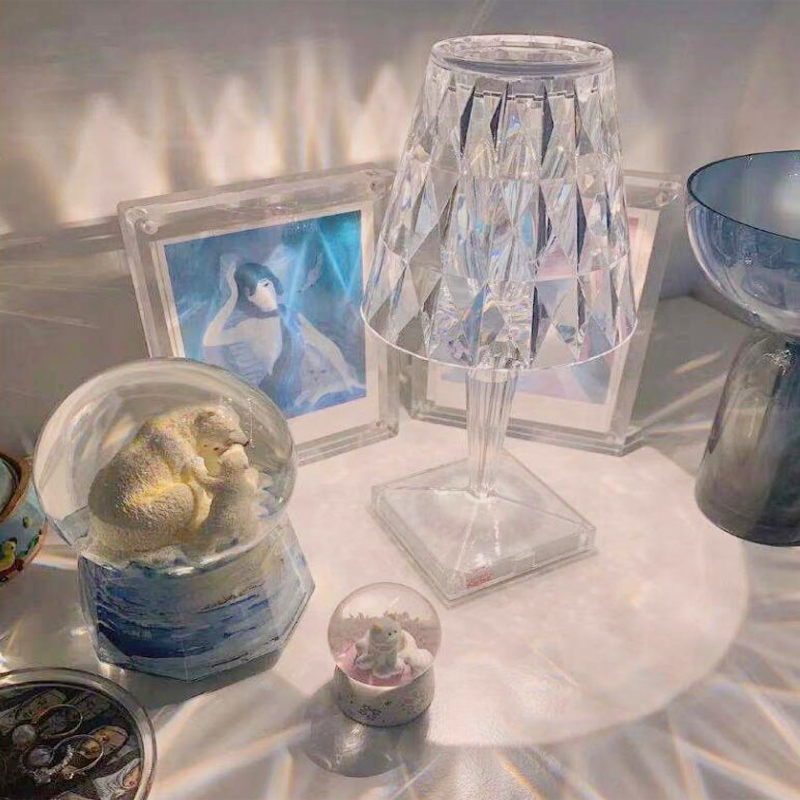 BowLift | CrystalGlow Touch lamp – Elegant Table Lamp with Touch Sensor and USB