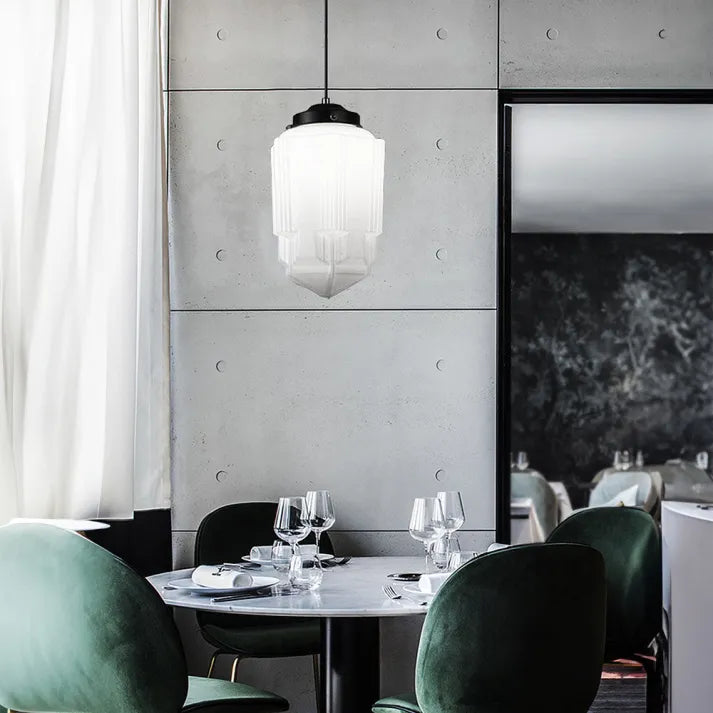 BowLift | Geometric lamp that will illuminate the space