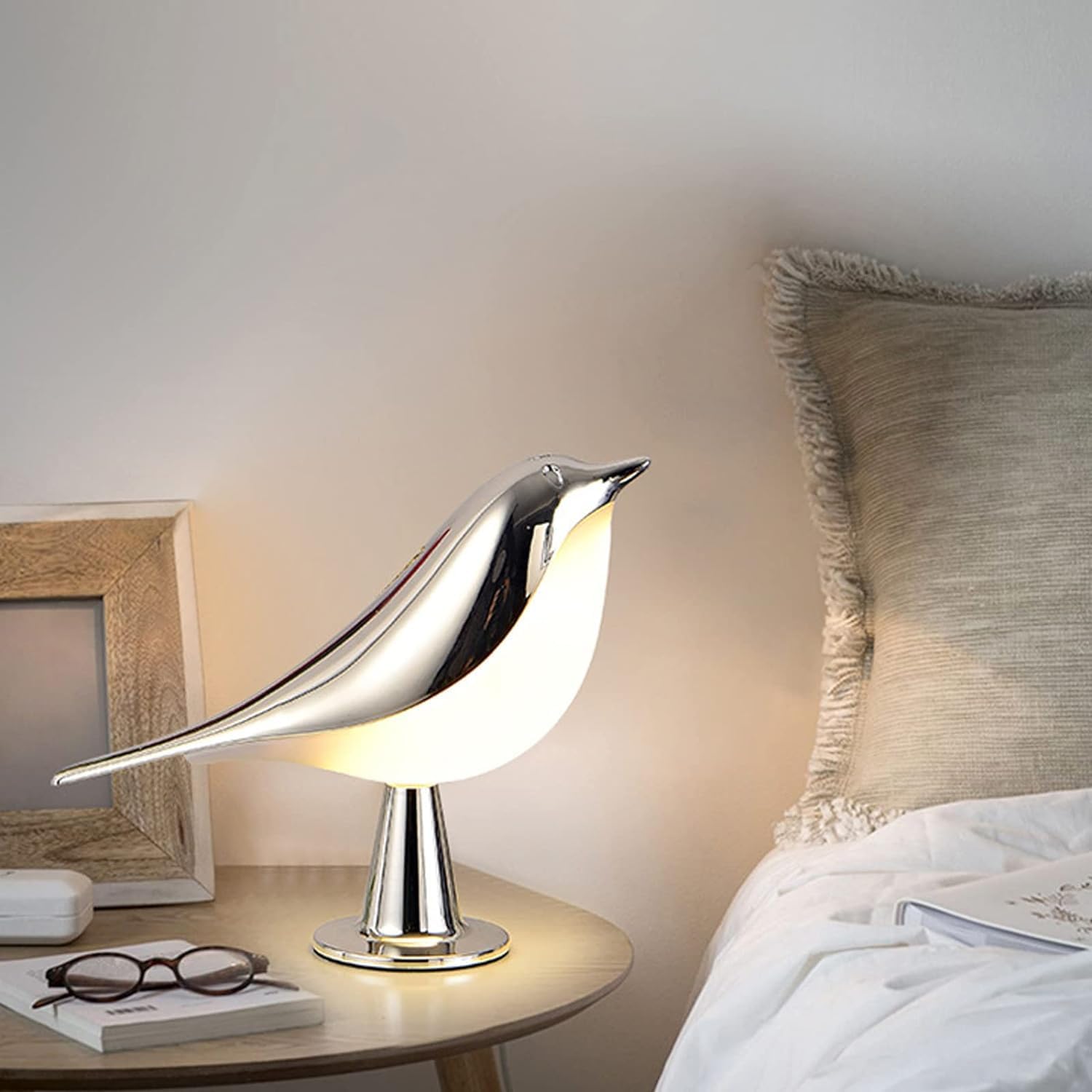 BowLift | Modern Wood LED Table Lamp Bird Design
