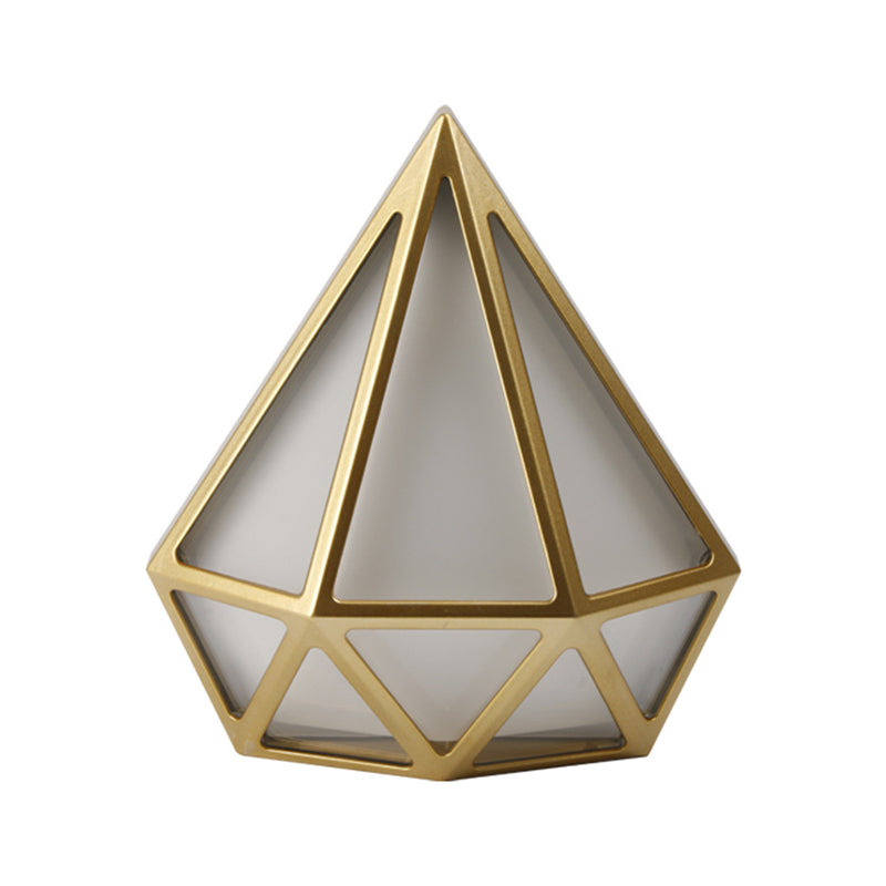 BowLift | Energy-saving light that will illuminate your garden for many years