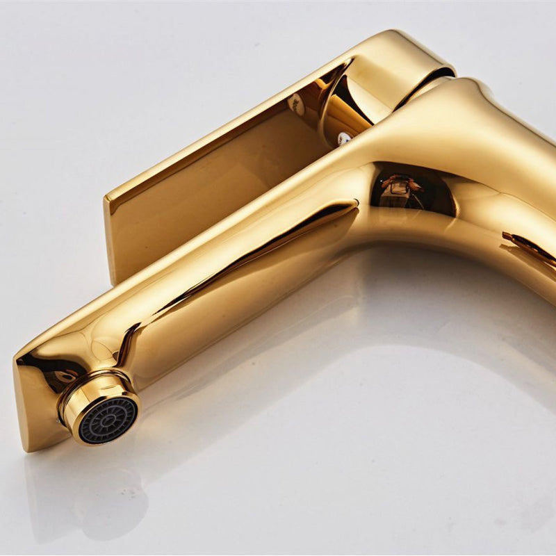 BowLift | Glam Vessel Sink Faucet Brass Lever Handles with Water Hose Sink Fitting