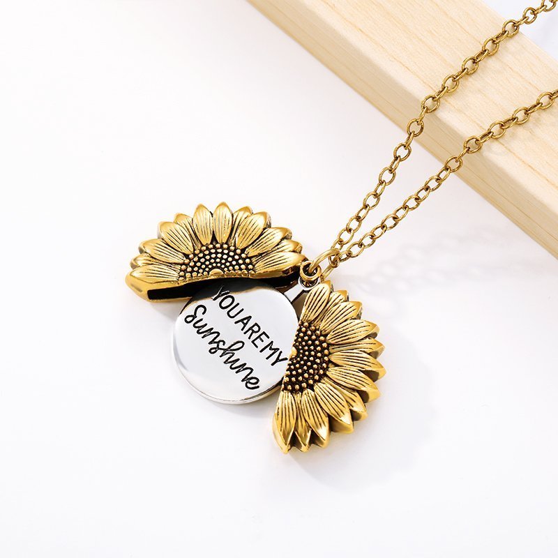 BowLift | "You Are My Sunshine" Sunflower Necklace(Double-sided engraving)