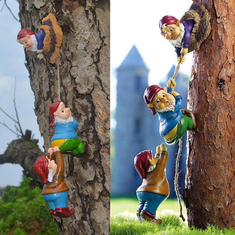 BowLift | Gnome Climbing Ornament