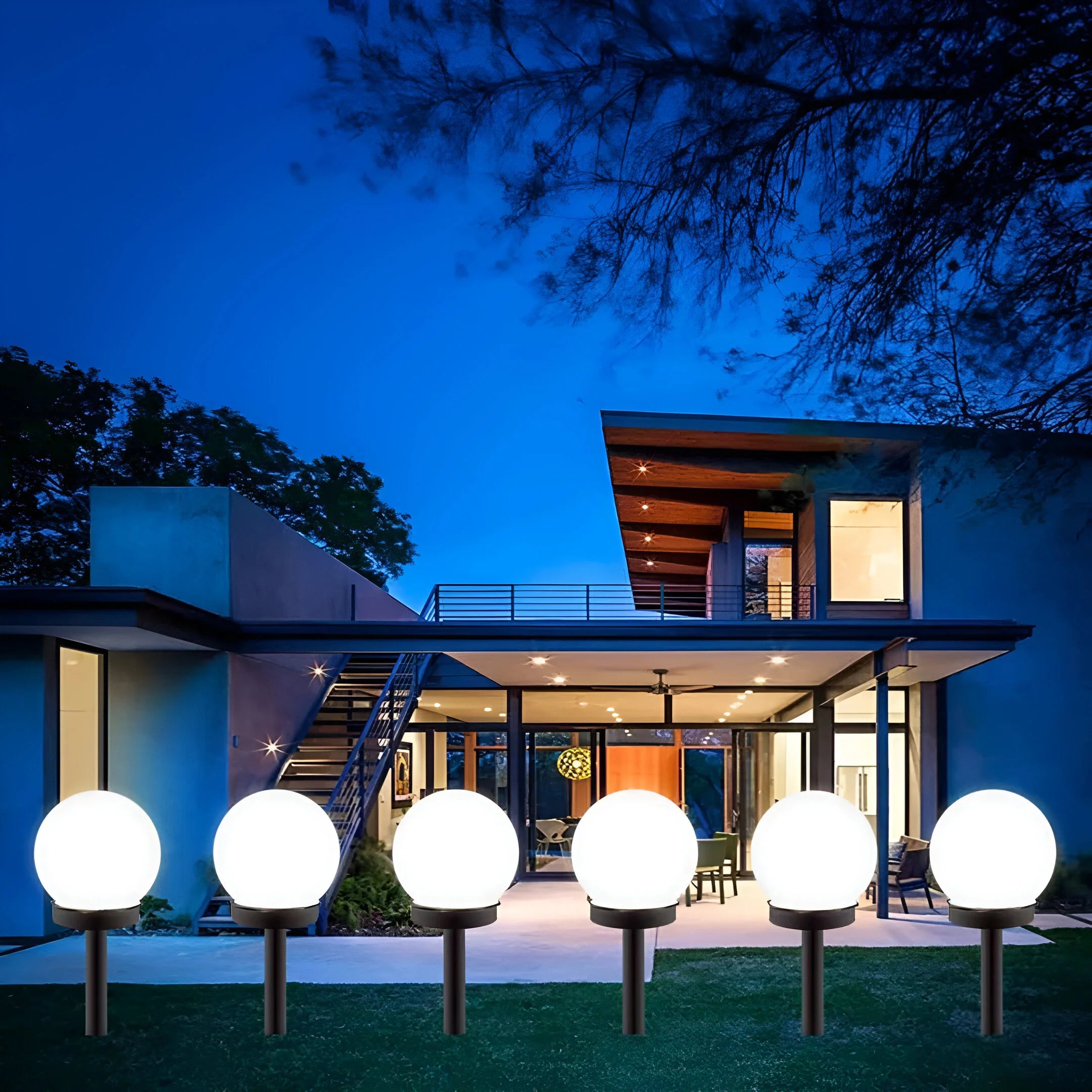 LumiGlobe – Set of 3 Waterproof Solar Pathway Lights