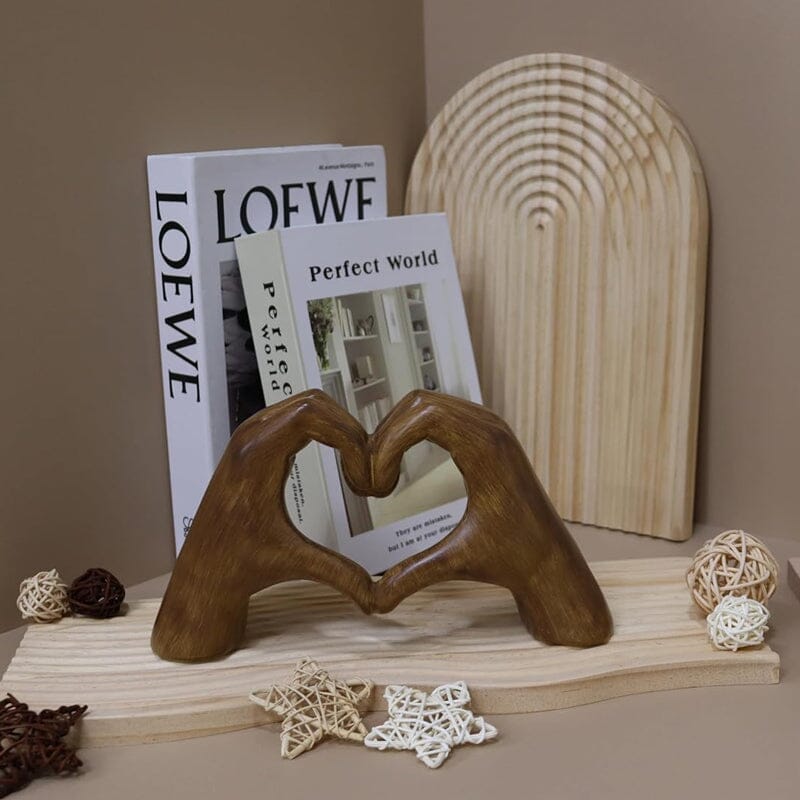 BowLift | Heart Statue