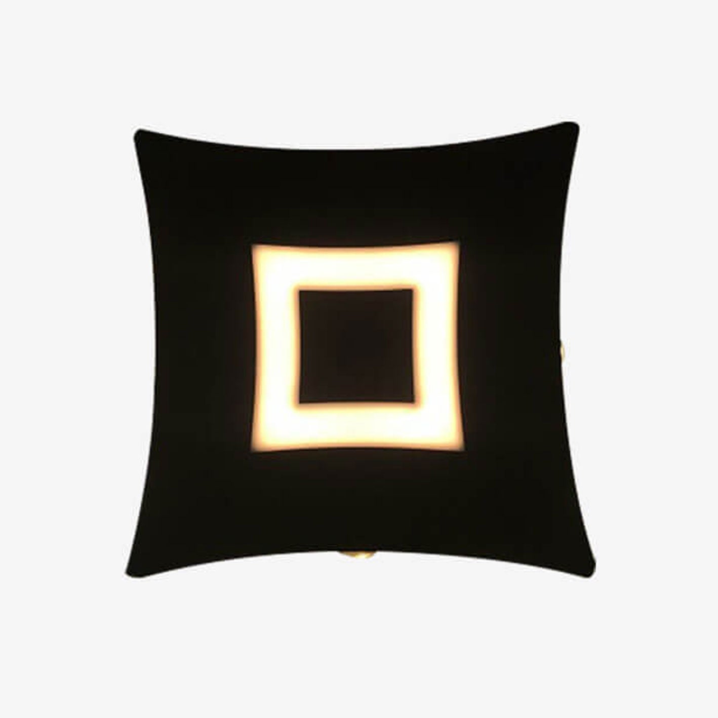 BowLift | Designer LED Wall Lamp Perfect Lighting for Patios and Fences