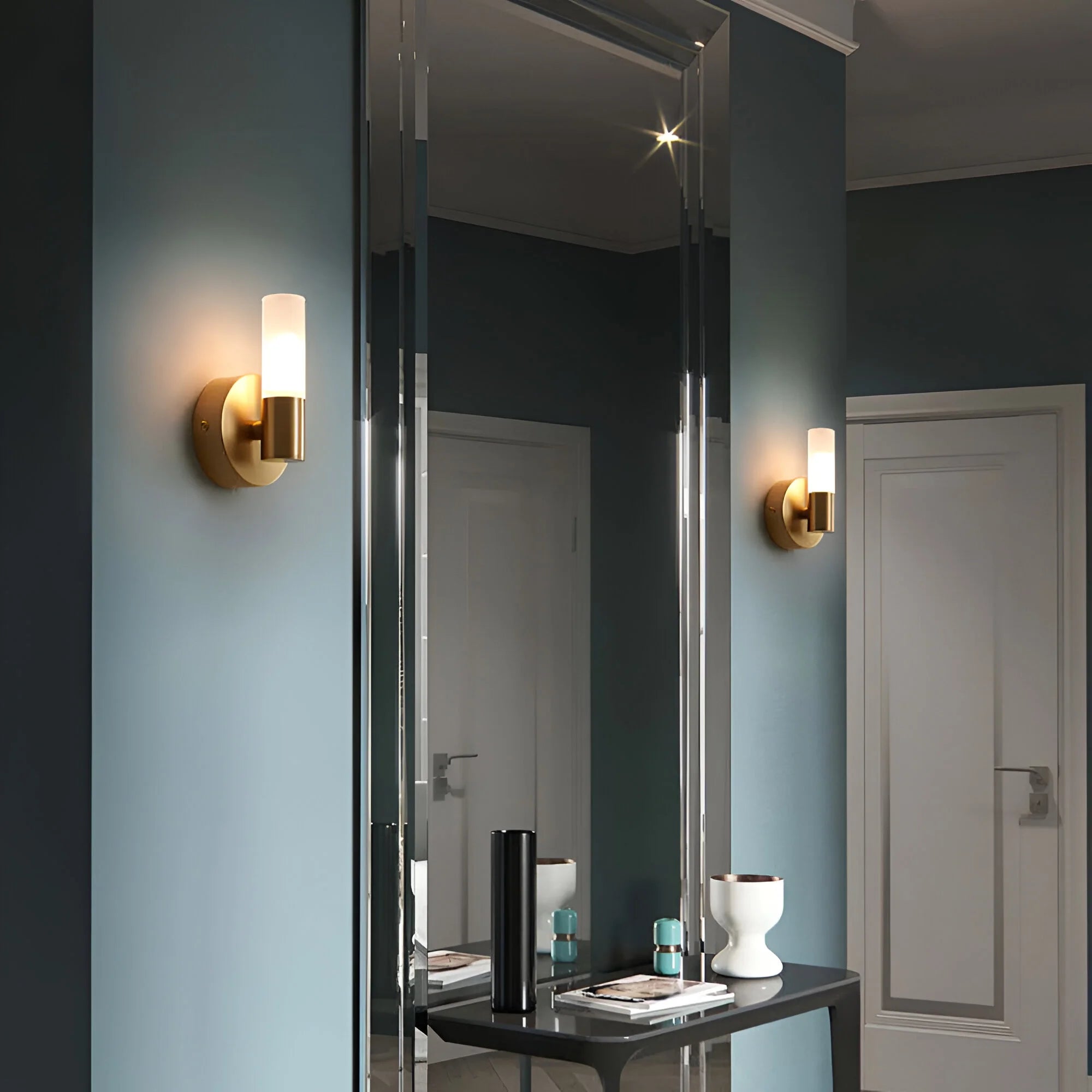 MiraLicht – Modern Cylindrical Wall Lamp