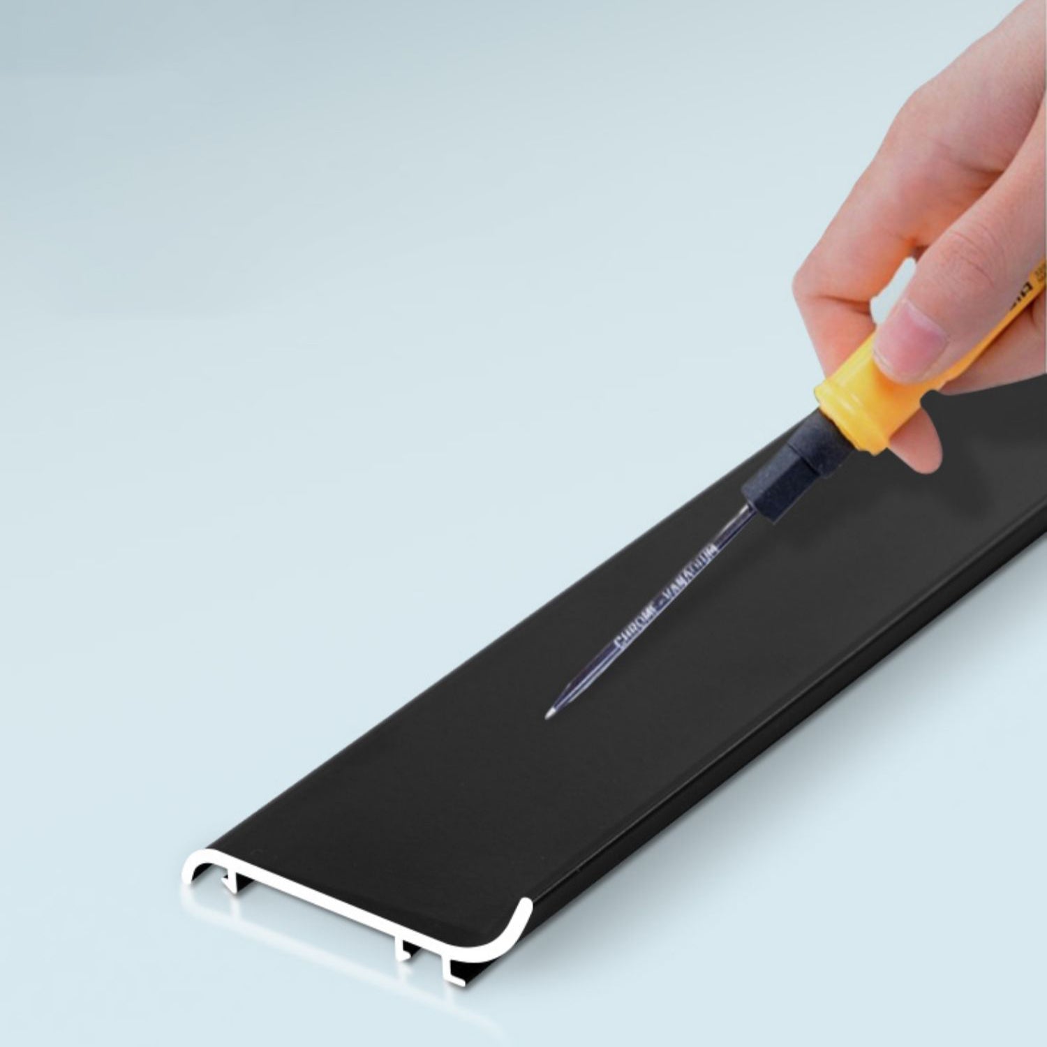 BowLift | Trim panel metal interior scratch-resistant waterproof tin splash guard trim