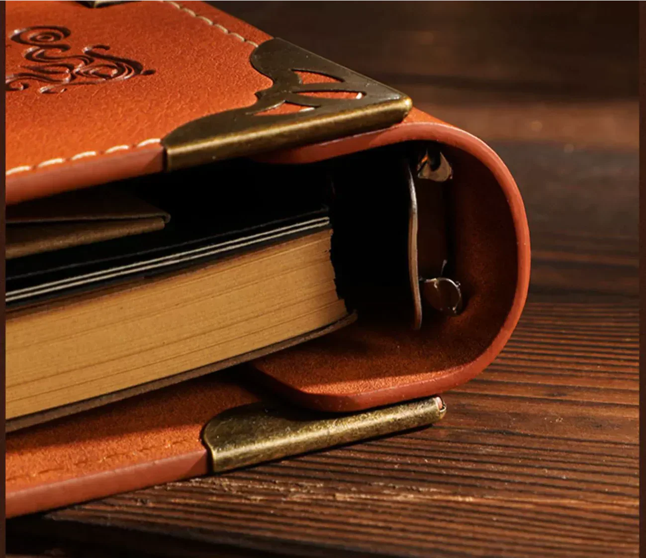 BowLift | Hogwarts Handbook Notebook Grimoire