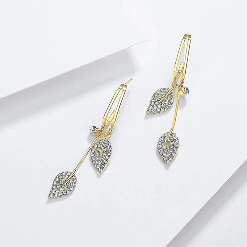BowLift | Diamond leaf tassel earrings
