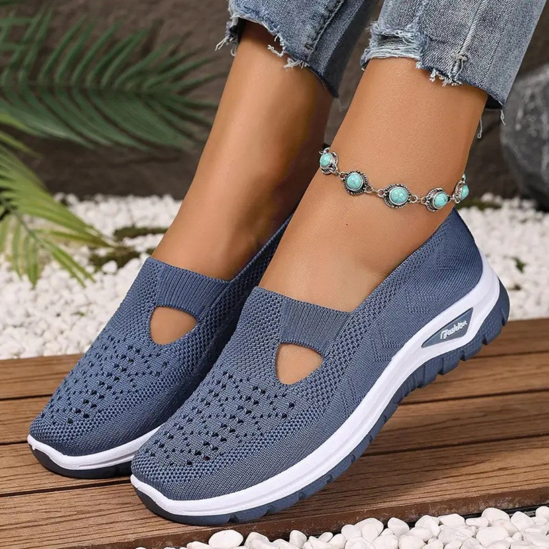 Vellora – Women's Mesh Slip-On Comfort Sneakers