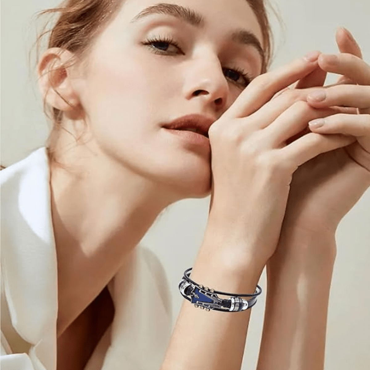 BowLift | Leather Bracelet with Guitar-Inspired Design