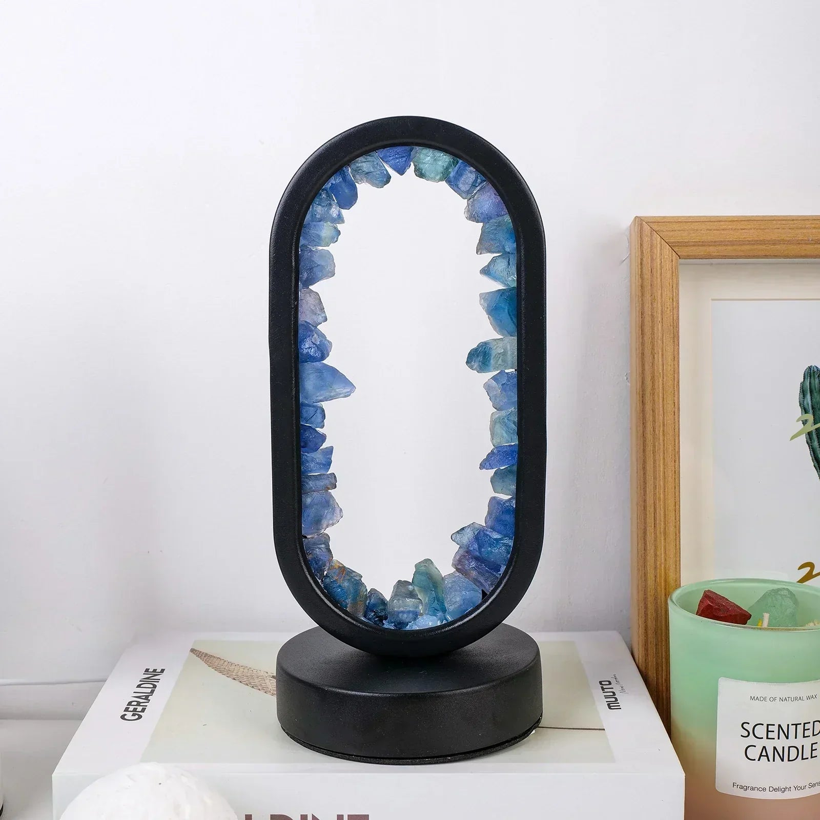 BowLift | Table lamp with crystal ambient light design