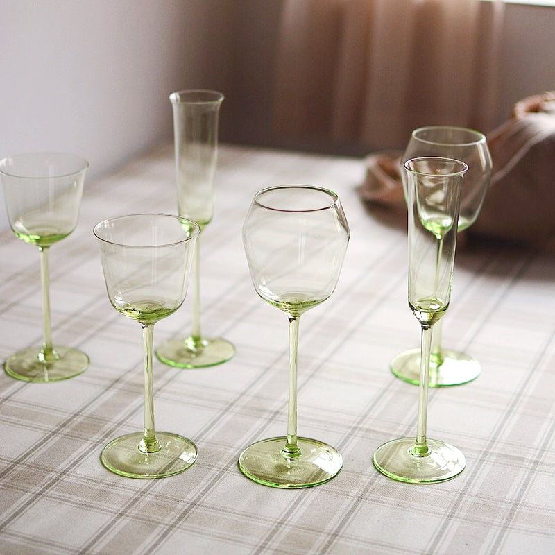 BowLift | Bareqeth Green Wine Glass