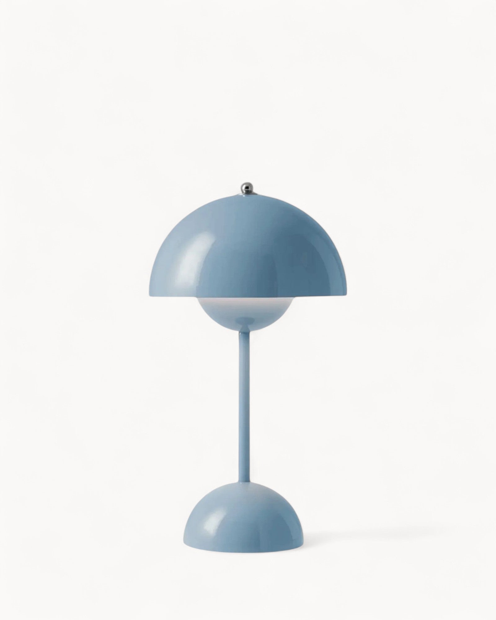 BowLift | NordLight – LED Table Lamp Scandinavian Design, dimmable and sustainable in metal