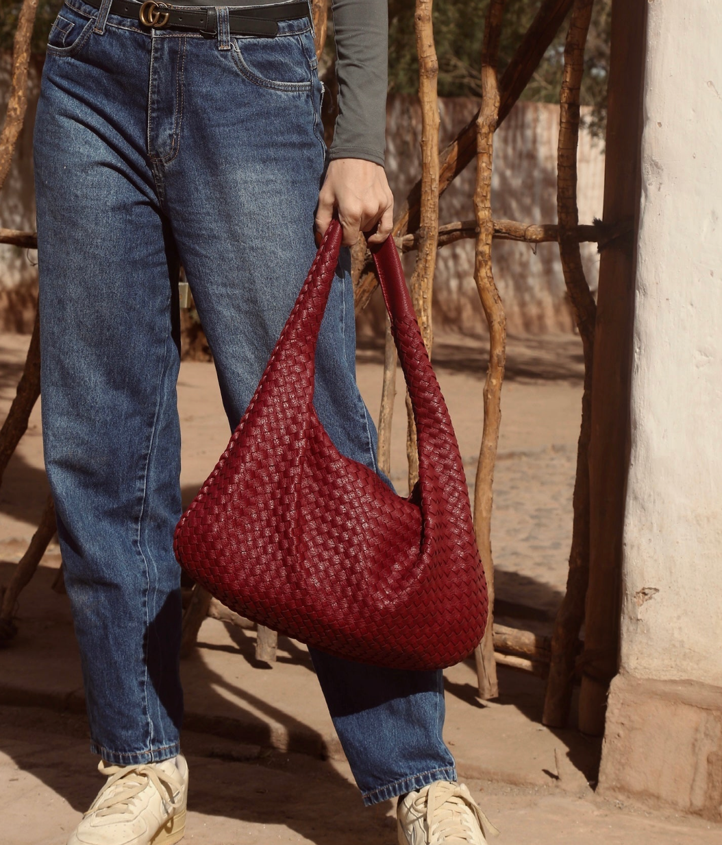 BowLift | Elegant Leather Shoulder Bag