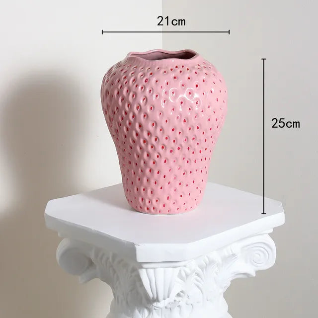 BowLift | WhimsyBerry - Ceramic vase Strawberry