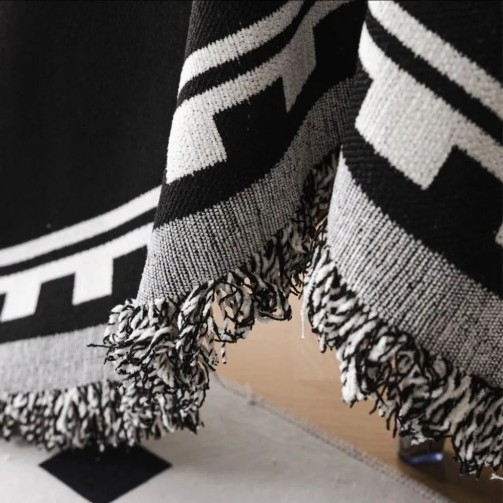 BowLift | Elegant Black and White Sofa Cover Protector