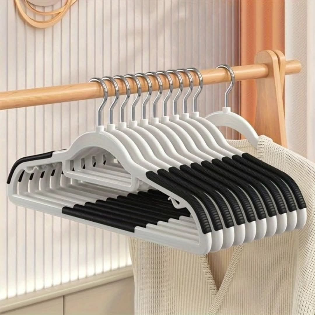 BowLift | 10 pieces seamless hangers