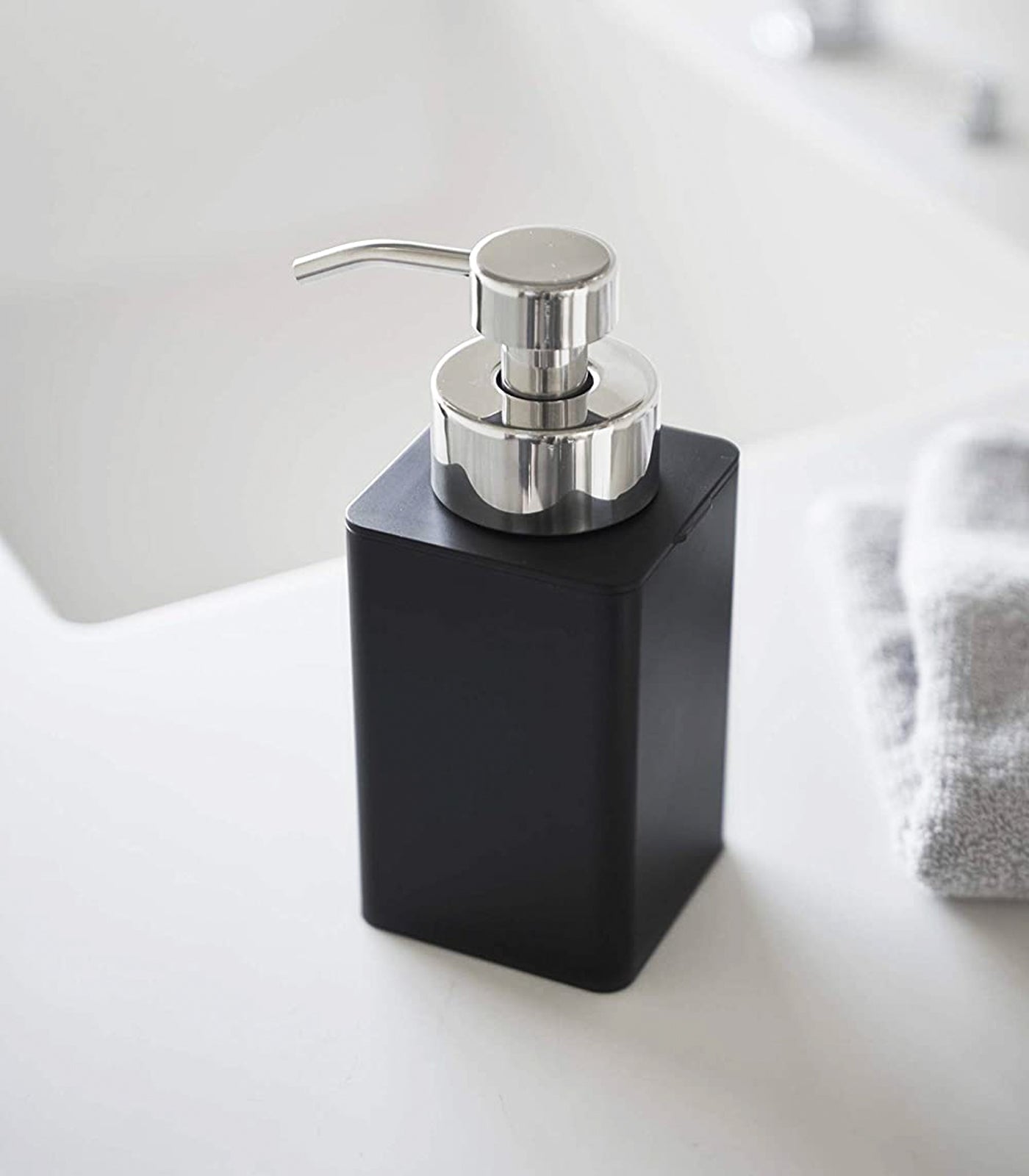 BowLift | Foam Soap Dispenser