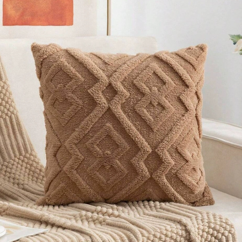 BowLift | Fuzzy Diamond Pattern Cushion Cover