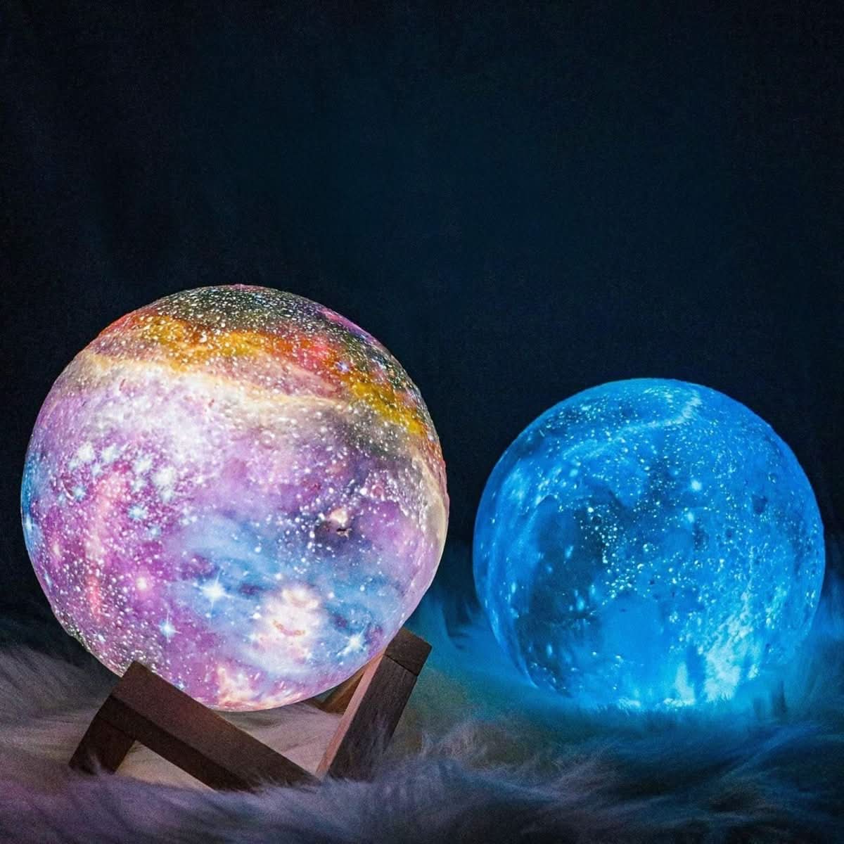 BowLift | 3D moon lamp with 16 colours & wooden stand