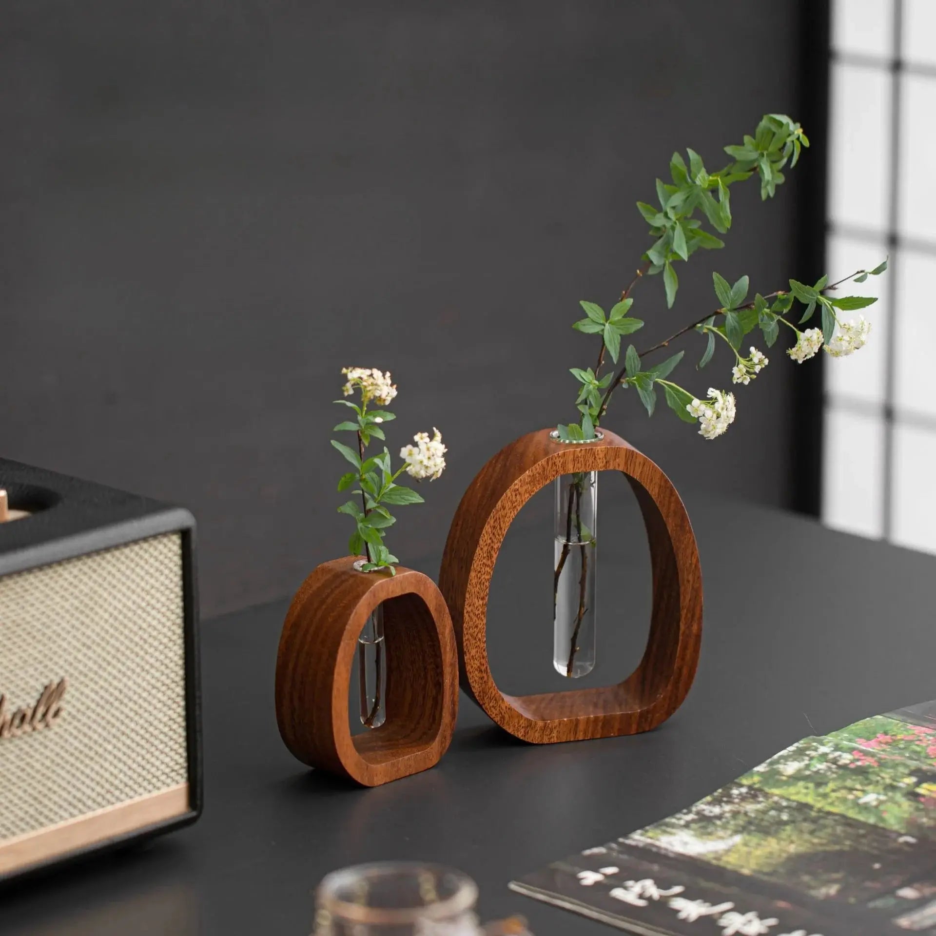 BowLift | Glass vase made of solid wood – Elegant design for stylish decoration