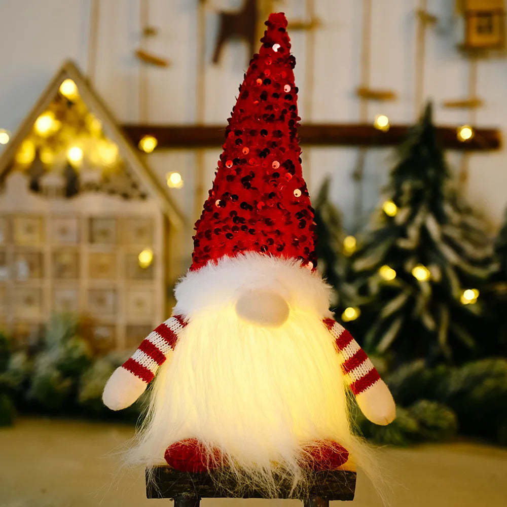 BowLift | Gloeiende Gnome Kerstboomversiering – Handgemaakte Decoratie met Warm LED-licht