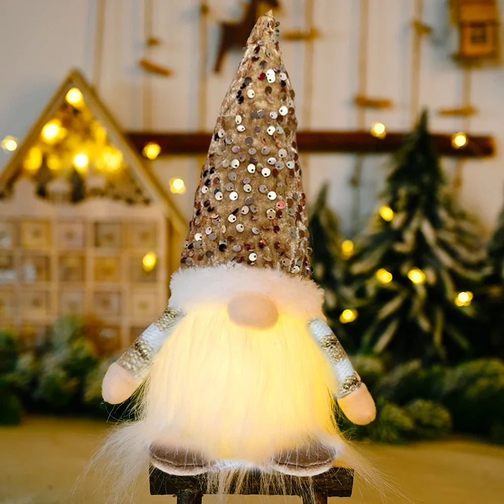 BowLift | Gloeiende Gnome Kerstboomversiering – Handgemaakte Decoratie met Warm LED-licht