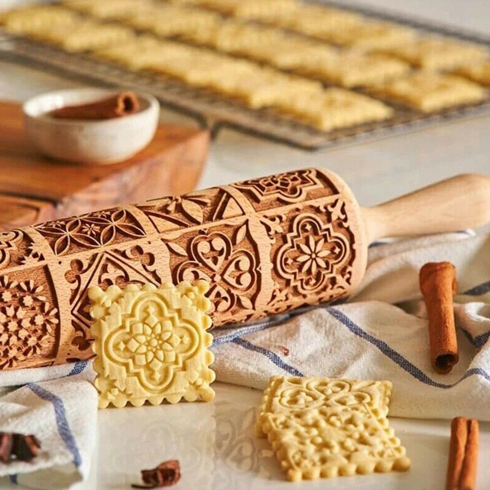 BowLift | Embossed Rolling Pin Christmas Roller | Handmade from Beech Wood | Christmas Designs & Cookie Cutters